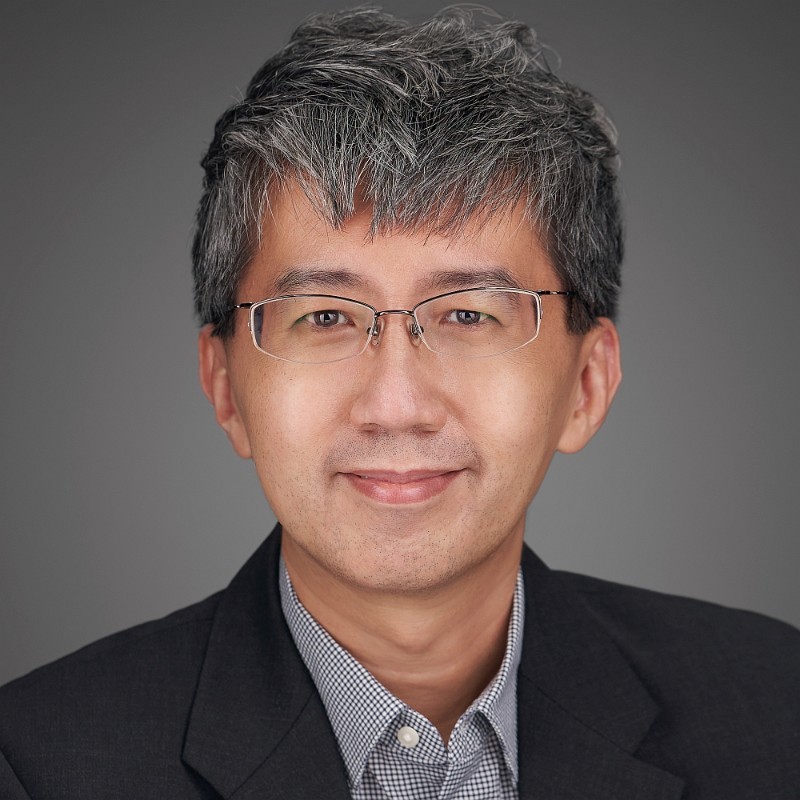Portrait of Philip Teng